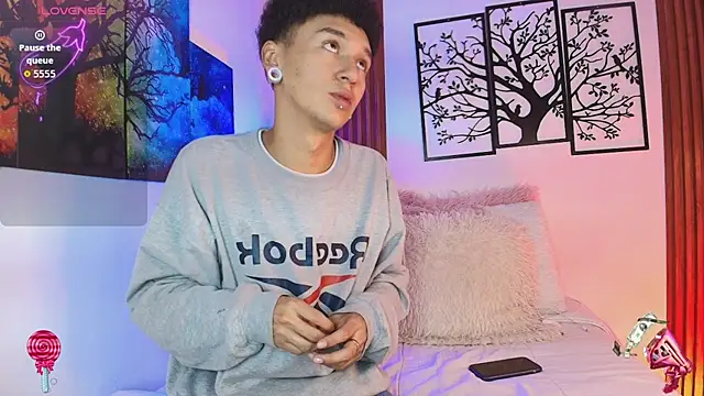 David Banks  online show from February 10, 12:42 pm