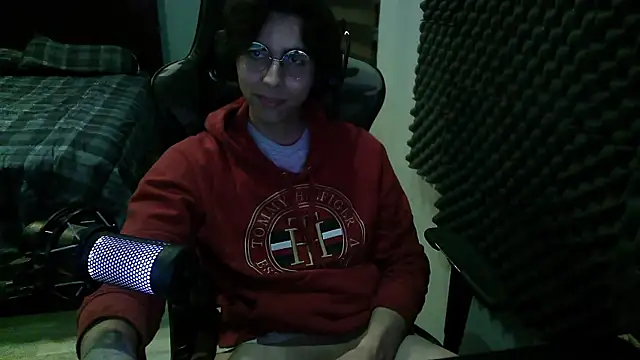 craker6999 online show from February 5, 2:38 am