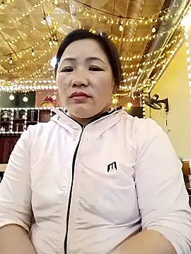 Snapshot of quynhbupbe11 chatting on March 26, 1:06 pm quynhbupbe11 online show from March 26, 1:06 pm