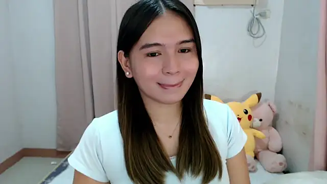 Snapshot of lovely_Janeee chatting on May 7, 10:04 pm lovely Janeee online show from May 7, 10:04 pm