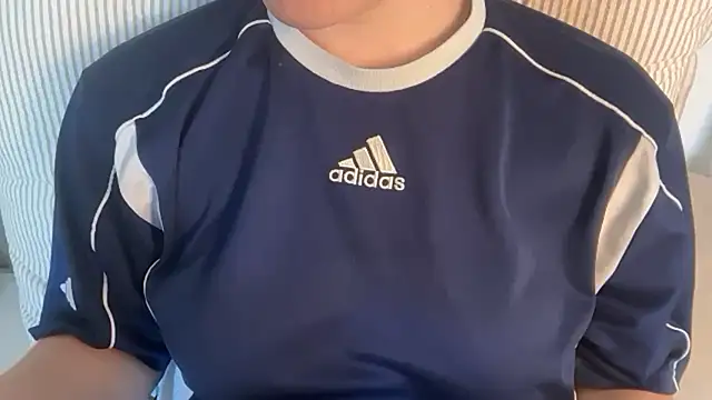 Lucyschickt online show from July 15, 5:29 pm