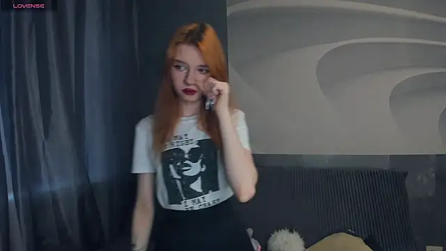 TarynPalek online show from July 20, 8:06 am