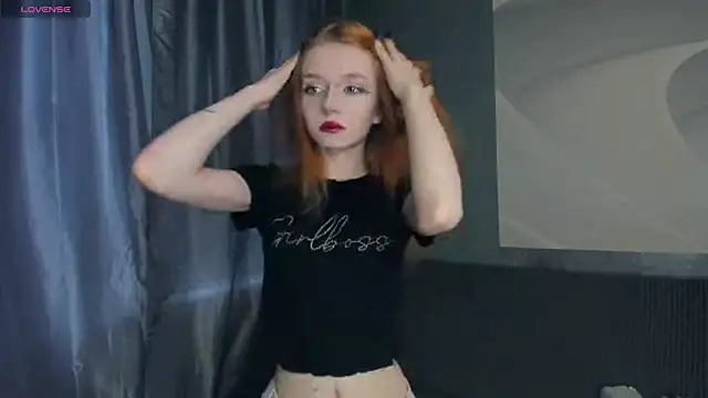 TarynPalek online show from July 31, 7:52 am