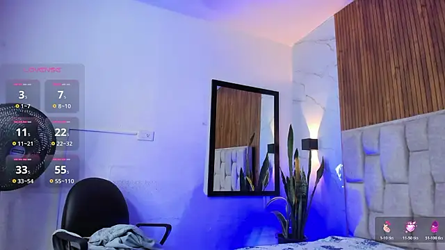 Snapshot of Scarlet_Rosexx chatting on March 27, 8:26 am Scarlet Rosexx online show from March 27, 8:26 am