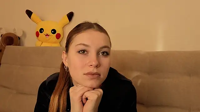 JadwigaTagliavia online show from February 13, 9:16 am