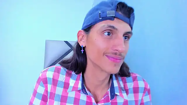 Noha-Smith online show from February 3, 4:10 am