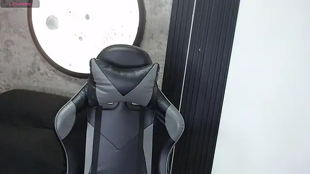 Noha-Smith online show from February 8, 3:43 am