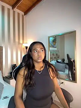 amara queen  online show from May 26, 12:01 pm