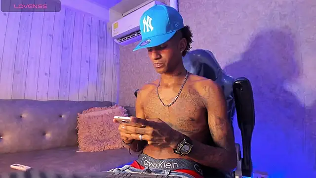 jean steevin online show from February 4, 8:36 pm