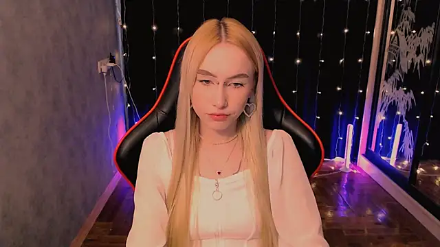 crybambi online show from March 1, 8:38 am