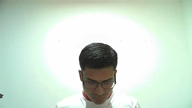 MatthewMiller  online show from February 12, 1:33 am