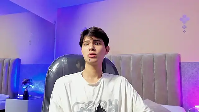 Derek Sinn online show from March 24, 12:43 pm