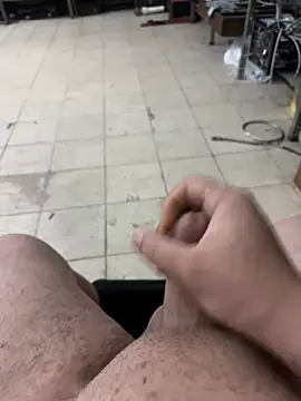 Can3438q online show from February 25, 9:46 pm