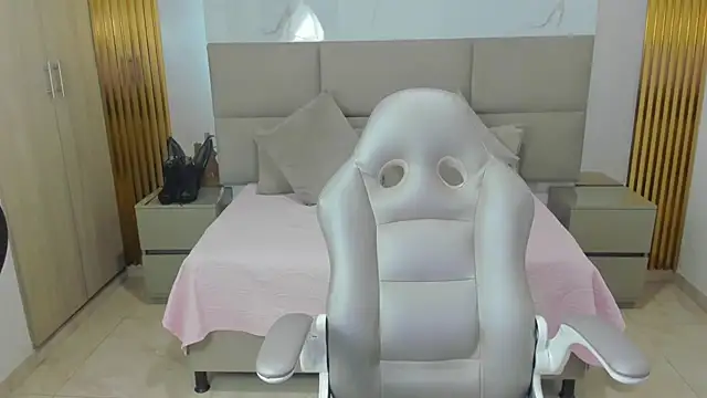 Nasira sultan online show from March 27, 2:17 am