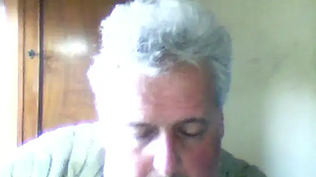 swichcassanesi online show from February 12, 1:06 pm