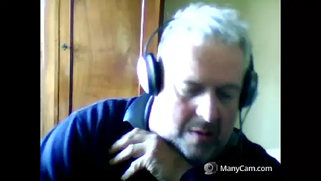 swichcassanesi online show from February 25, 1:21 pm