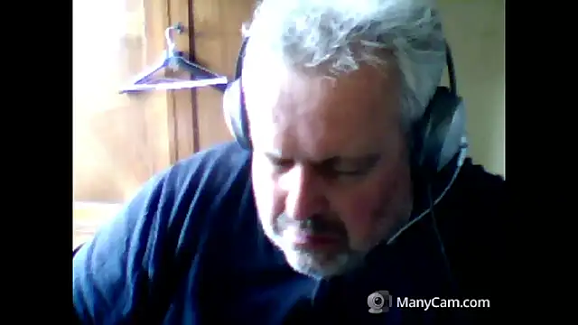 swichcassanesi online show from March 22, 1:14 pm