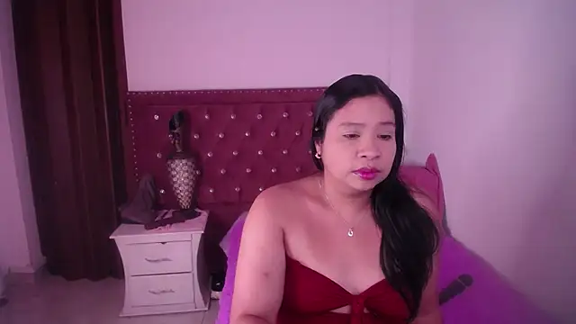 Snapshot of miafuegolatino chatting on July 29, 3:04 am miafuegolatino online show from July 29, 3:04 am