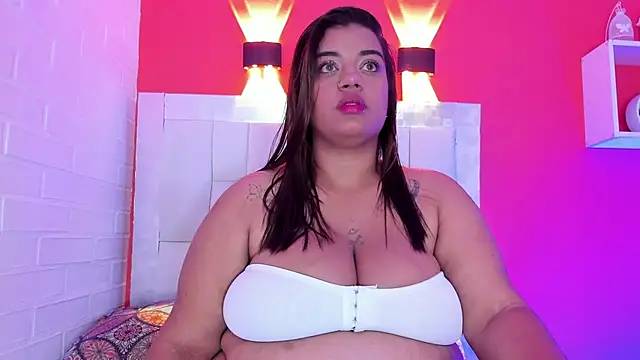 Roxy sexy69  online show from March 26, 2:50 am