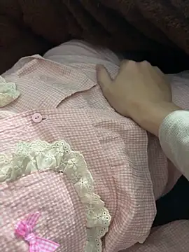 kimoanh102 online show from February 10, 12:31 pm