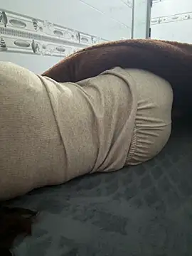 kimoanh102 online show from February 22, 12:47 pm