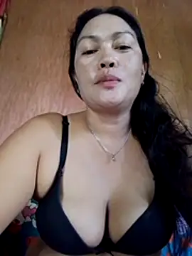 sexymom siovie online show from July 12, 5:20 am