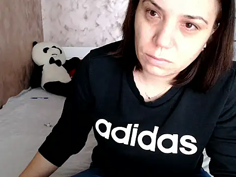 LorraGrey online show from February 10, 6:39 am