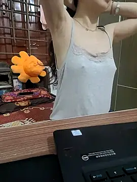 NinaKey online show from June 11, 3:32 pm
