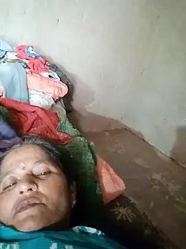 Gudid209896 online show from March 15, 9:37 am