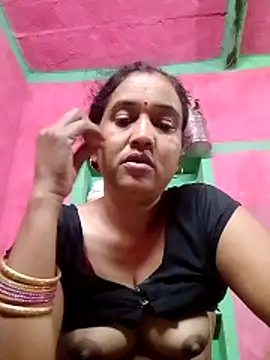 Gudid209896 online show from May 4, 9:22 pm