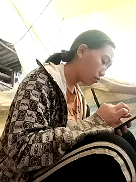 hot-luna- online show from March 6, 12:51 am