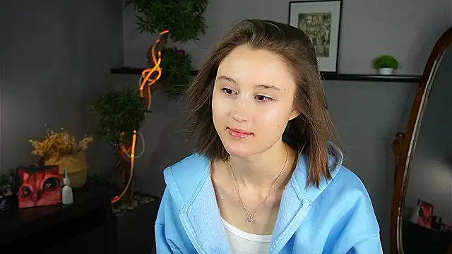 AprilMerrit online show from February 4, 10:10 am