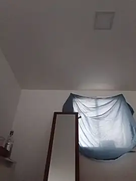 luissiq online show from February 4, 1:17 pm