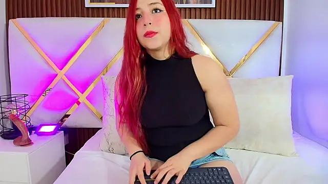 Violet Tender  online show from February 5, 11:26 am