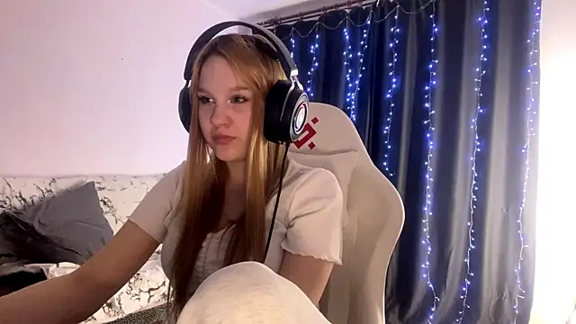 axin burnell online show from March 17, 5:49 pm