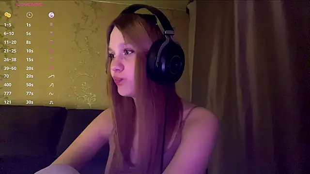 axin burnell online show from June 26, 5:28 pm