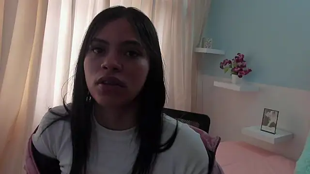 kendall hernandez online show from March 18, 2:53 pm