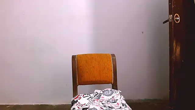 Snapshot of FlexxPrimee chatting on February 20, 8:09 pm FlexxPrimee online show from February 20, 8:09 pm