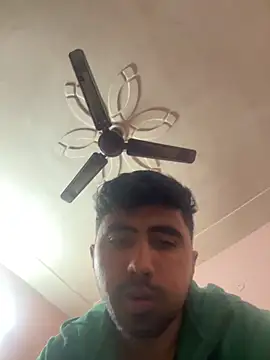 pradeep8704 online show from February 1, 3:54 pm