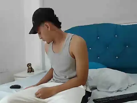 Noah Blackk online show from March 20, 1:27 pm