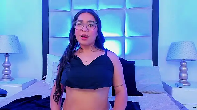 SussyFox online show from February 8, 8:07 am