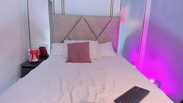 NiicoleLeroy online show from March 21, 12:10 pm