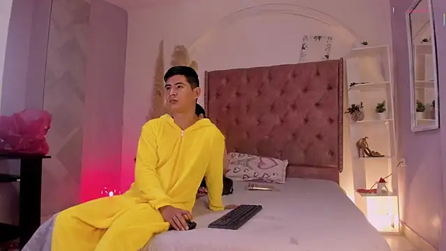 ROUS AND ARLEY online show from February 5, 12:21 pm