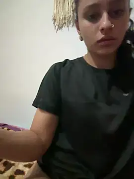 Snapshot of madison90 chatting on March 27, 12:38 am madison90 online show from March 27, 12:38 am