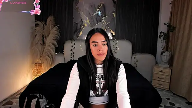 JazminRusso  online show from June 8, 6:47 am