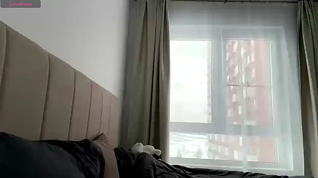 ElaraMyst online show from February 8, 11:02 am