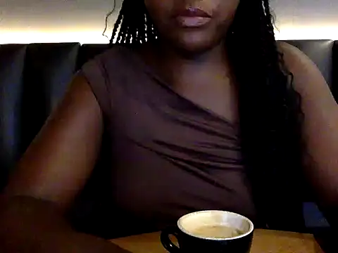 Snapshot of Bootylexy20 chatting on February 7, 4:54 pm Bootylexy20 online show from February 7, 4:54 pm