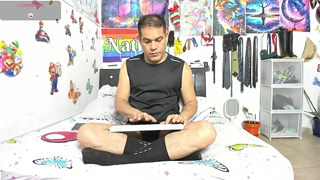Snapshot of nathannathaniel chatting on June 19, 4:17 am nathannathaniel online show from June 19, 4:17 am