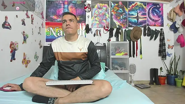 Snapshot of nathannathaniel chatting on July 18, 4:55 pm nathannathaniel online show from July 18, 4:55 pm