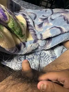 Snapshot of pp-small chatting on February 3, 6:40 am pp-small online show from February 3, 6:40 am